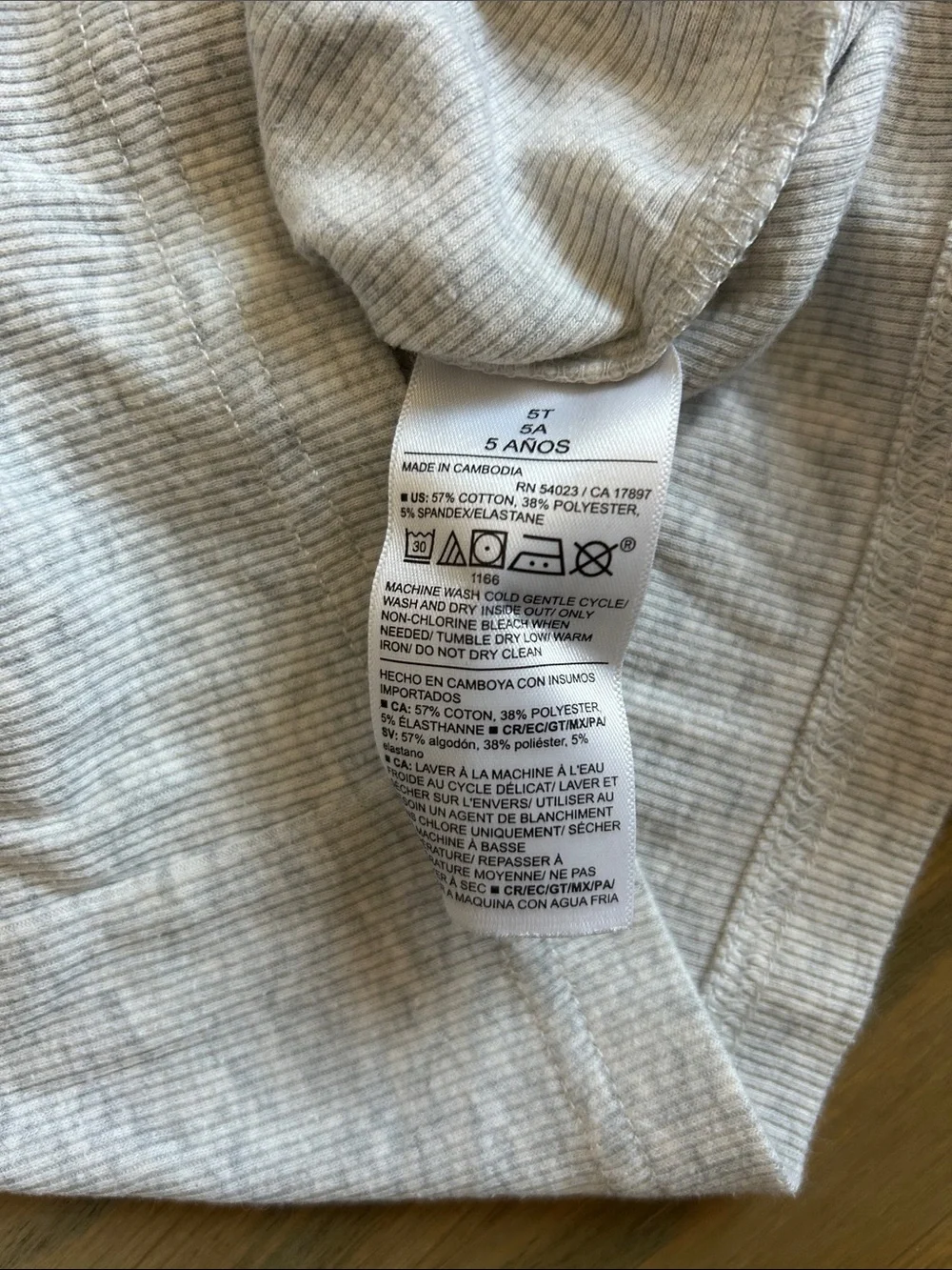 Old Navy Kids Thermal Pajama Set - Heather Gray & Light Pink. Size 5